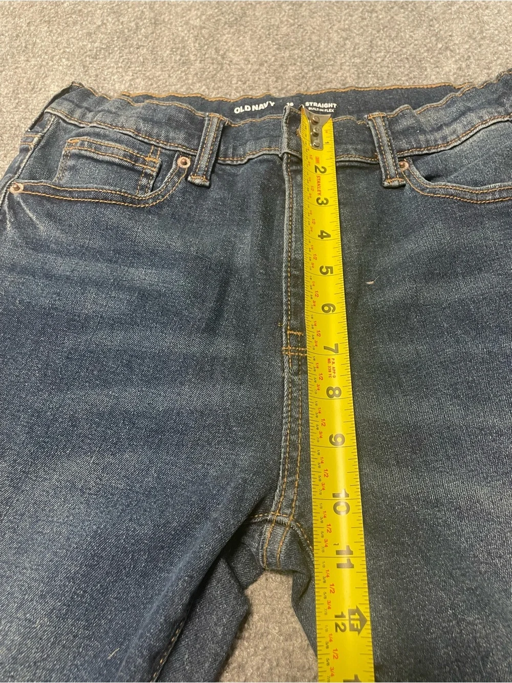 Old Navy Straight Built-In Flex Jeans in Dark Blue with Tan Stitching